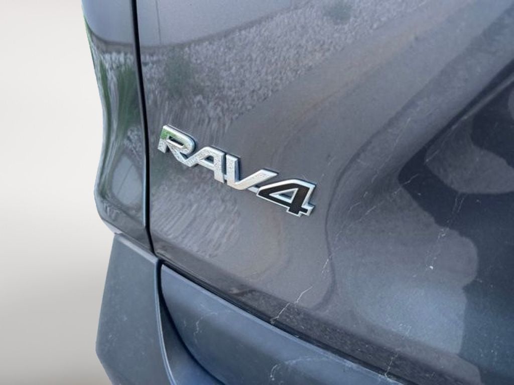 2021 Toyota RAV4 XLE AWD