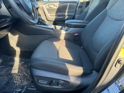 2021 Toyota RAV4 XLE AWD