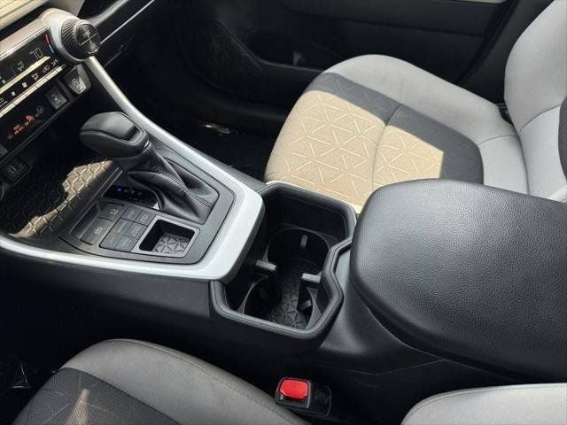 2024 Toyota RAV4 XLE AWD