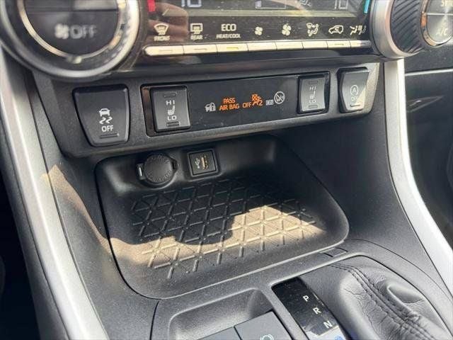 2024 Toyota RAV4 XLE AWD