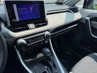 2024 Toyota RAV4 XLE AWD