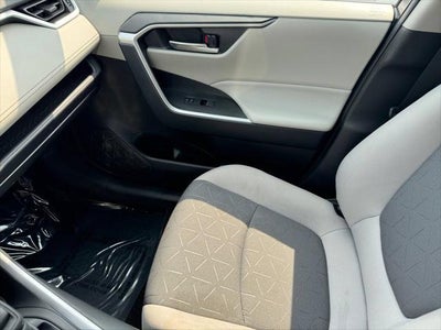 2024 Toyota RAV4 XLE AWD