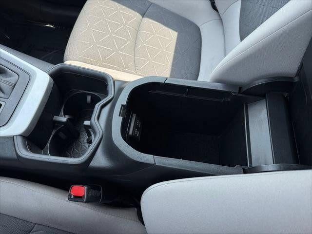 2024 Toyota RAV4 XLE AWD