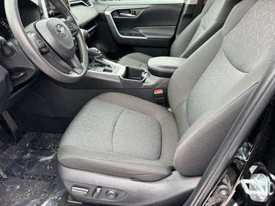 2025 Toyota RAV4 XLE AWD