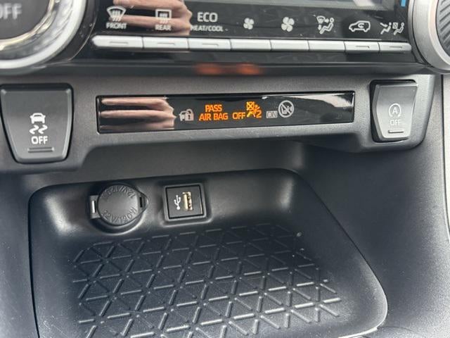 2025 Toyota RAV4 XLE AWD