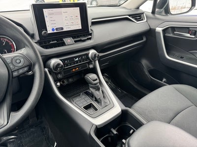 2025 Toyota RAV4 XLE AWD