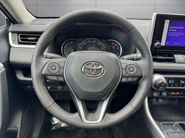 2023 Toyota RAV4 XLE AWD