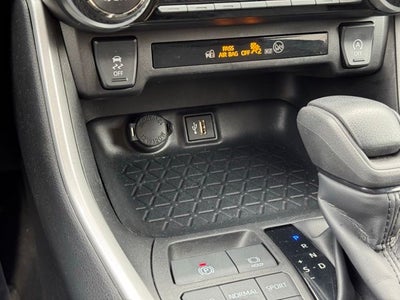2025 Toyota RAV4 XLE AWD