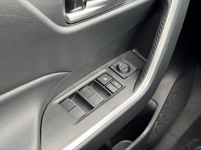 2025 Toyota RAV4 XLE AWD