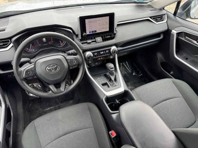 2025 Toyota RAV4 XLE AWD