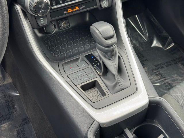 2025 Toyota RAV4 XLE AWD