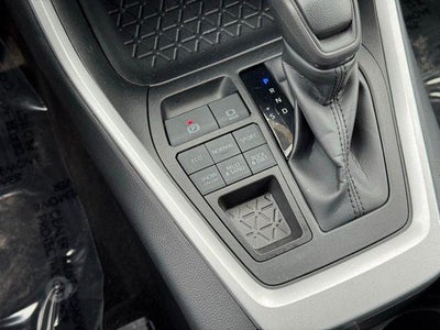 2025 Toyota RAV4 XLE AWD