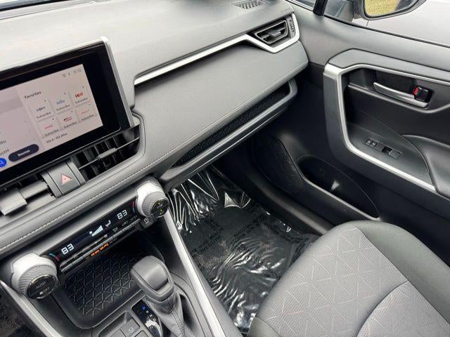 2025 Toyota RAV4 XLE AWD