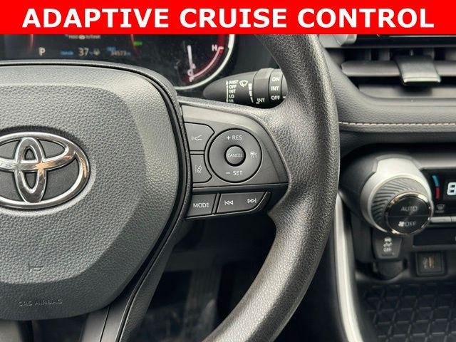 2025 Toyota RAV4 XLE AWD