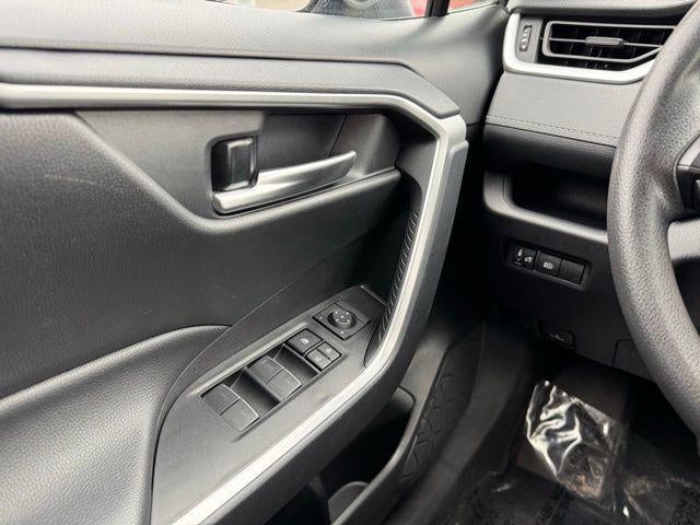 2025 Toyota RAV4 XLE AWD