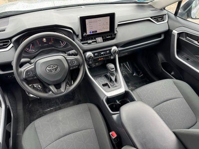 2025 Toyota RAV4 XLE AWD