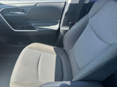 2025 Toyota RAV4 XLE AWD
