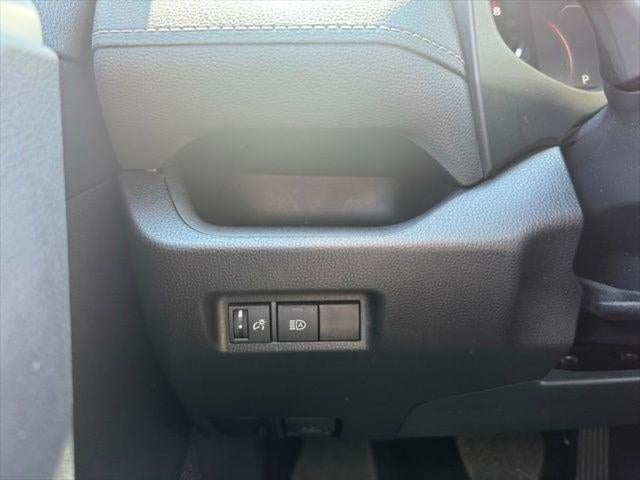 2025 Toyota RAV4 XLE AWD