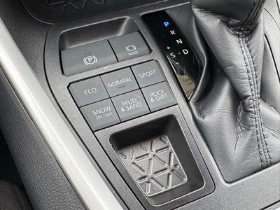 2025 Toyota RAV4 XLE AWD