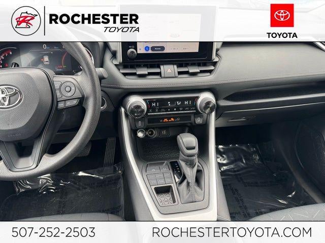 2025 Toyota RAV4 XLE AWD