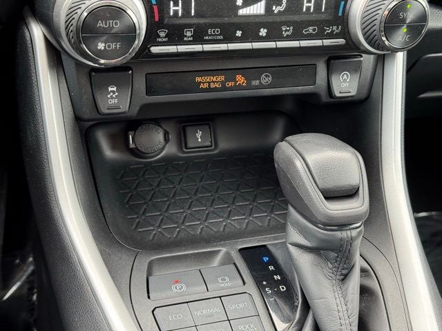 2022 Toyota RAV4 XLE AWD