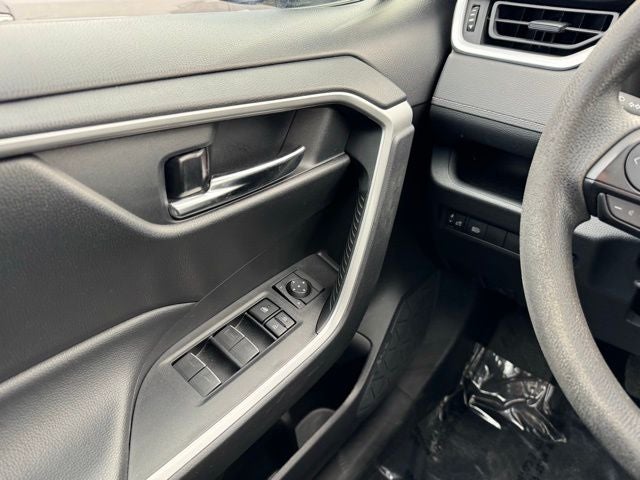 2022 Toyota RAV4 XLE AWD