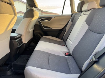 2022 Toyota RAV4 XLE AWD