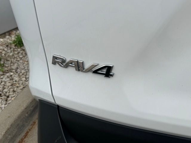 2023 Toyota RAV4 XLE AWD