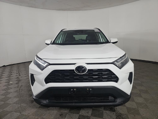 2023 Toyota RAV4 XLE AWD