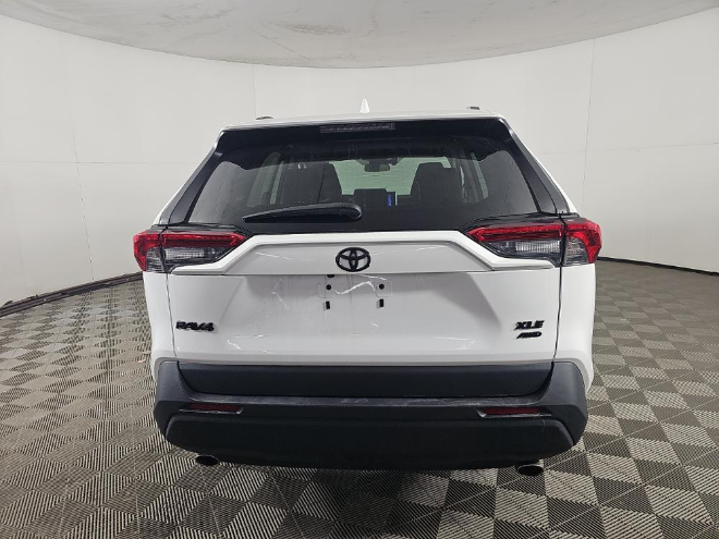 2023 Toyota RAV4 XLE AWD