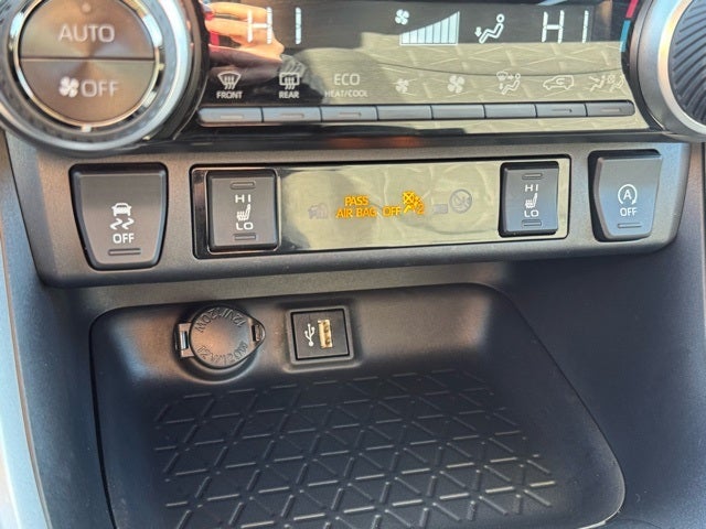 2024 Toyota RAV4 XLE AWD