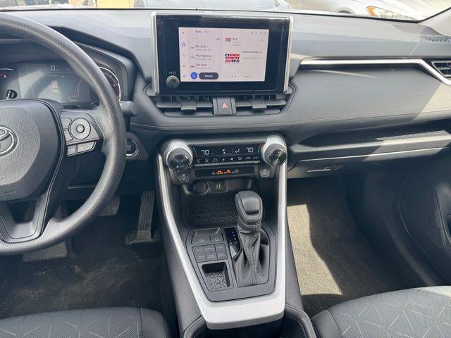 2025 Toyota RAV4 XLE AWD