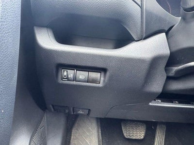 2025 Toyota RAV4 XLE AWD