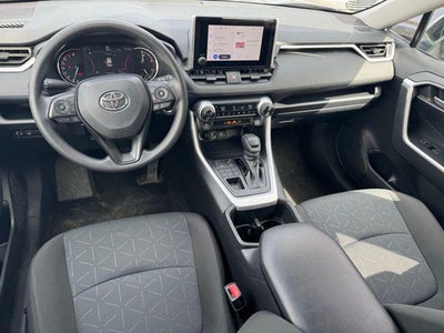 2025 Toyota RAV4 XLE AWD