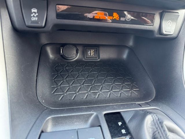 2025 Toyota RAV4 XLE AWD