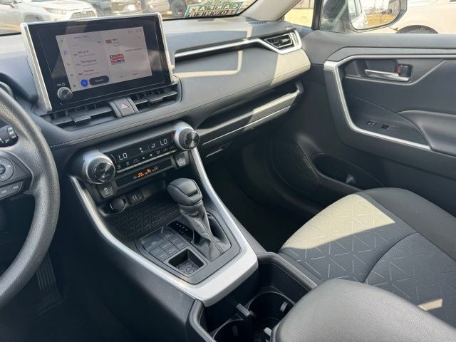 2025 Toyota RAV4 XLE AWD