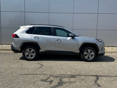 2025 Toyota RAV4 XLE AWD