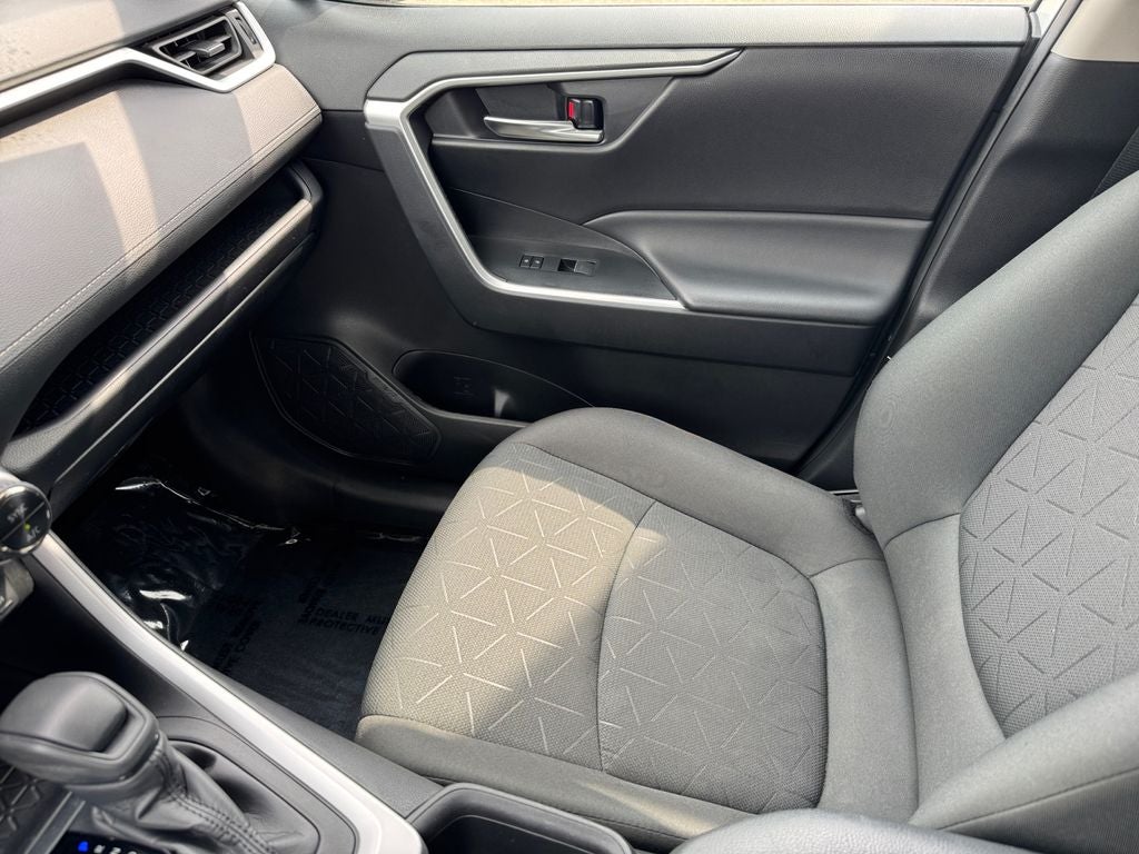 2024 Toyota RAV4 XLE AWD