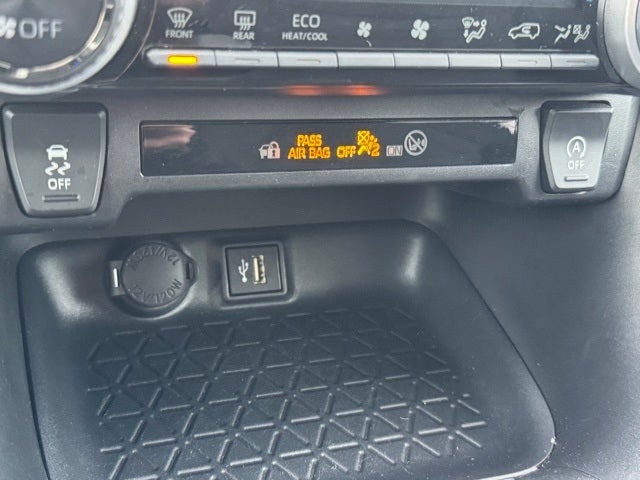 2025 Toyota RAV4 XLE AWD