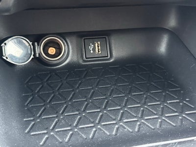 2025 Toyota RAV4 XLE AWD