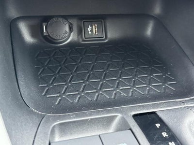 2025 Toyota RAV4 XLE AWD