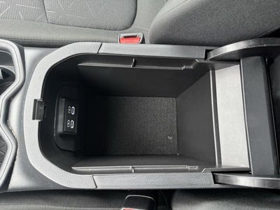 2025 Toyota RAV4 XLE AWD