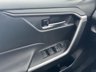 2025 Toyota RAV4 XLE AWD