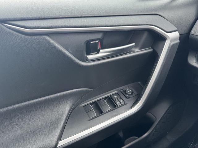 2025 Toyota RAV4 XLE AWD