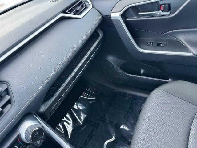 2025 Toyota RAV4 XLE AWD