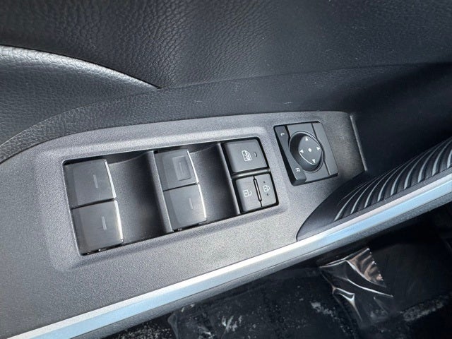 2025 Toyota RAV4 XLE AWD