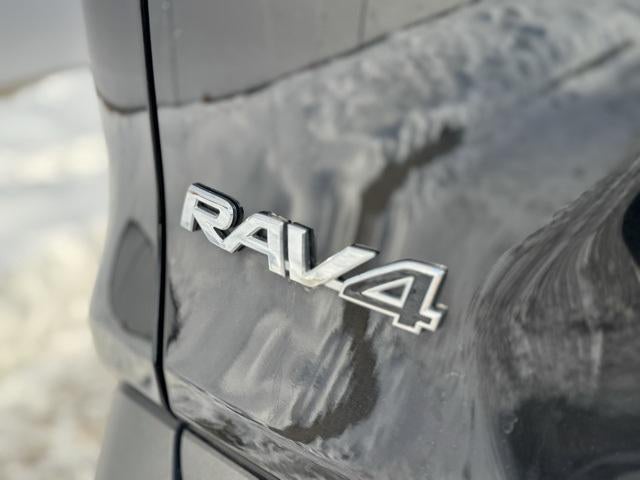 2025 Toyota RAV4 XLE AWD