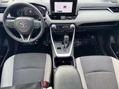 2025 Toyota RAV4 XLE AWD