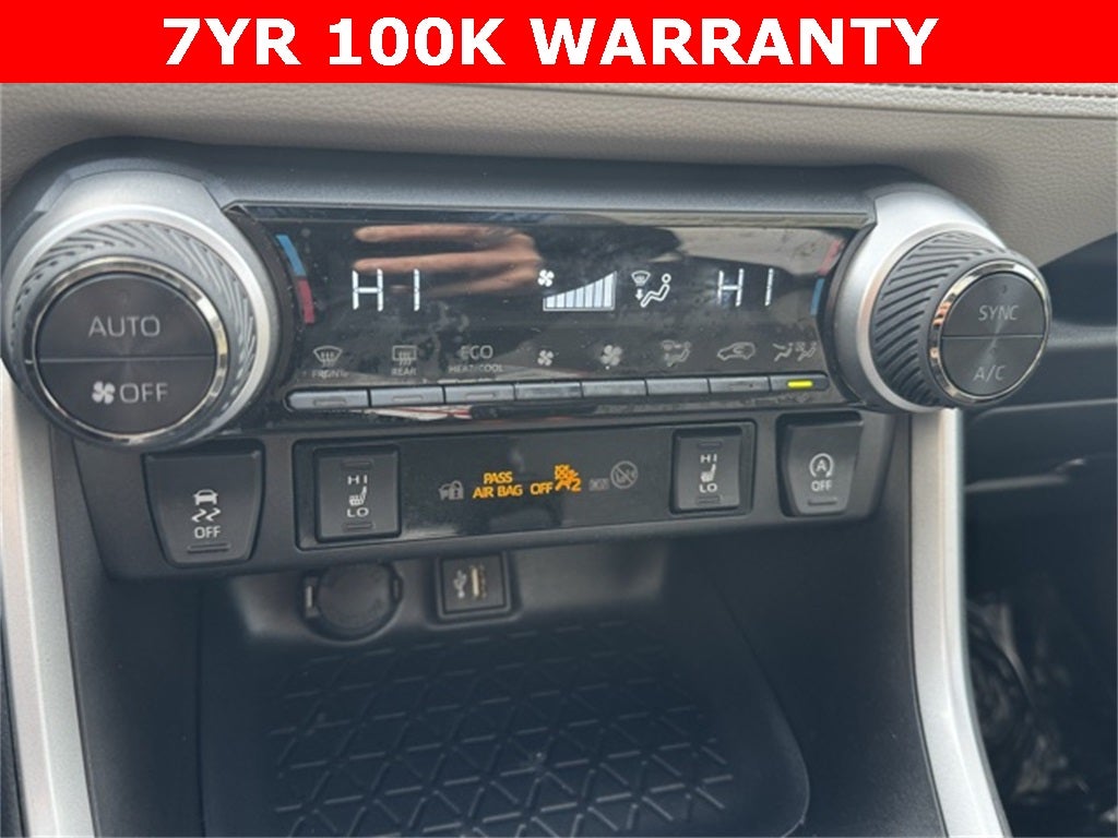 2025 Toyota RAV4 XLE AWD