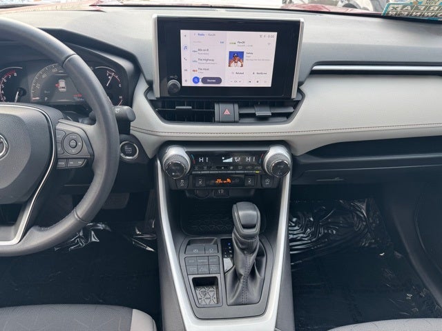 2025 Toyota RAV4 XLE AWD